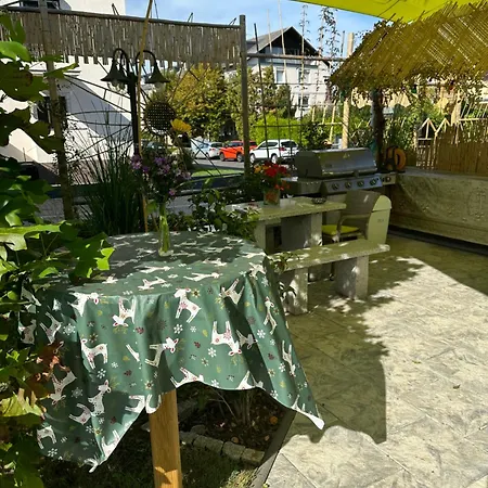 Diamanthaus Deluxe 7 Koblenz Appartamento *