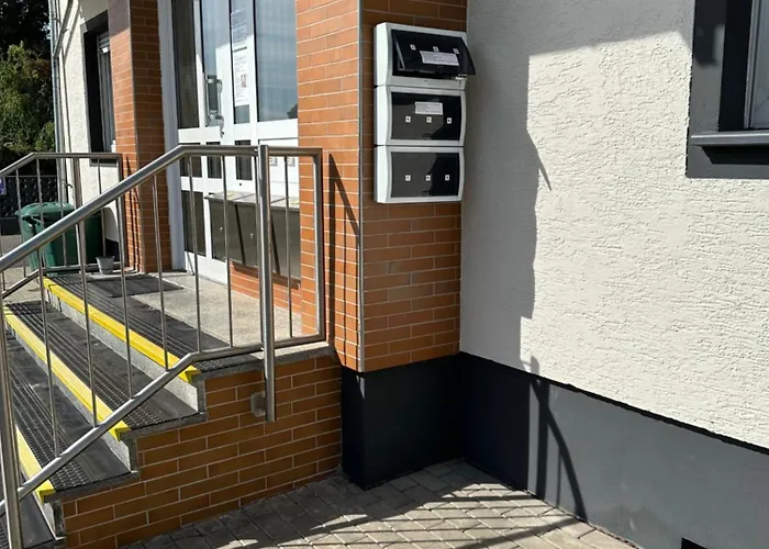 Diamanthaus Deluxe 7 *